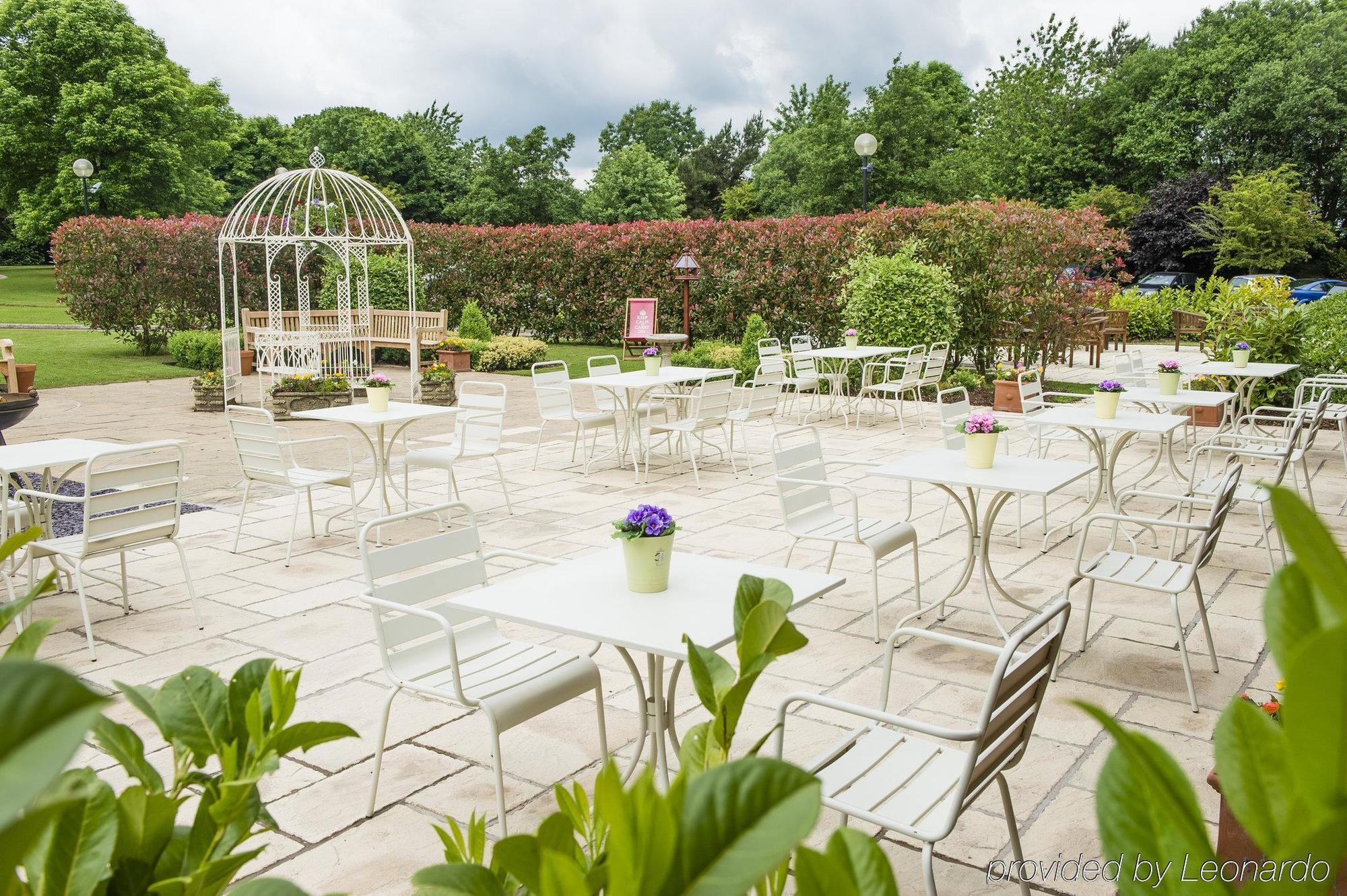 Parkway Hotel & Spa Cwmbran Ngoại thất bức ảnh