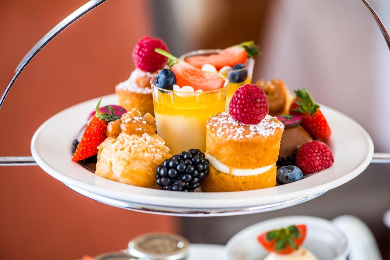 Parkway Hotel & Spa Cwmbran Ngoại thất bức ảnh