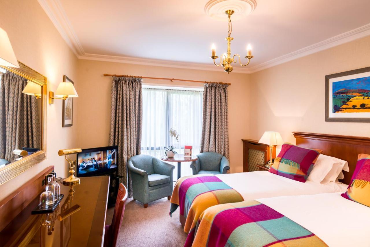 Parkway Hotel & Spa Cwmbran Ngoại thất bức ảnh